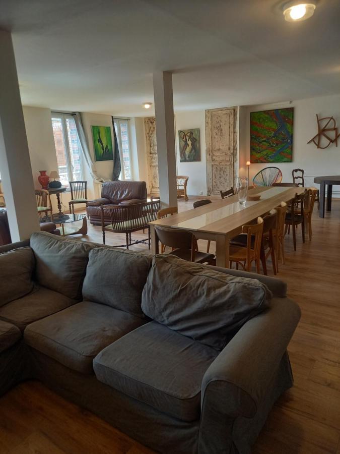 Logement Entier Spacieux Et Confortable A 1 H De Paris Courtenay  Ngoại thất bức ảnh