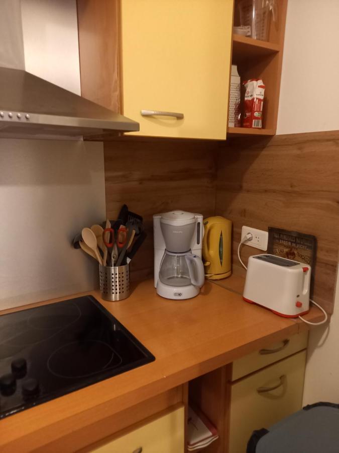 Logement Entier Spacieux Et Confortable A 1 H De Paris Courtenay  Ngoại thất bức ảnh