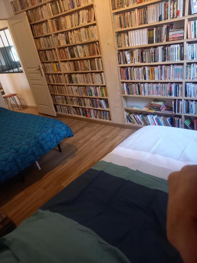 Logement Entier Spacieux Et Confortable A 1 H De Paris Courtenay  Ngoại thất bức ảnh