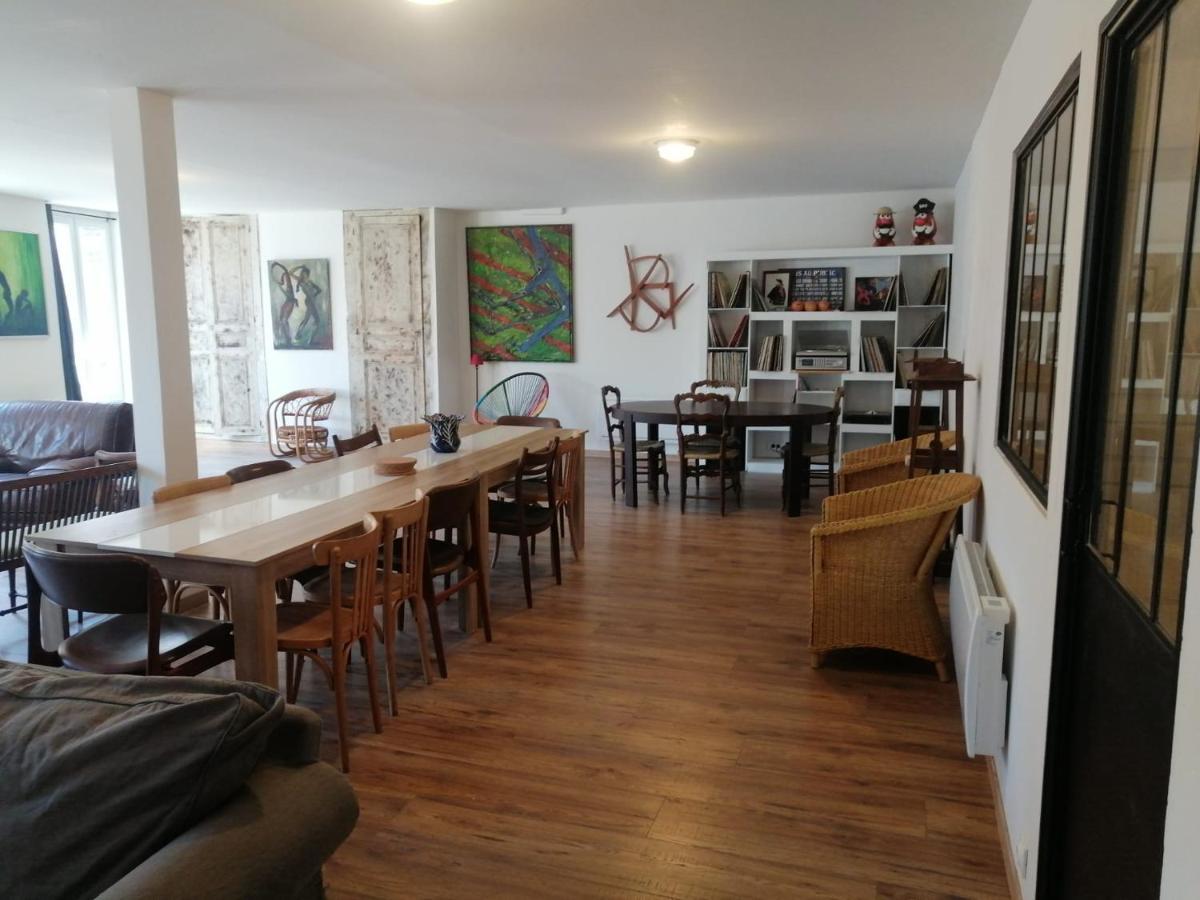 Logement Entier Spacieux Et Confortable A 1 H De Paris Courtenay  Ngoại thất bức ảnh