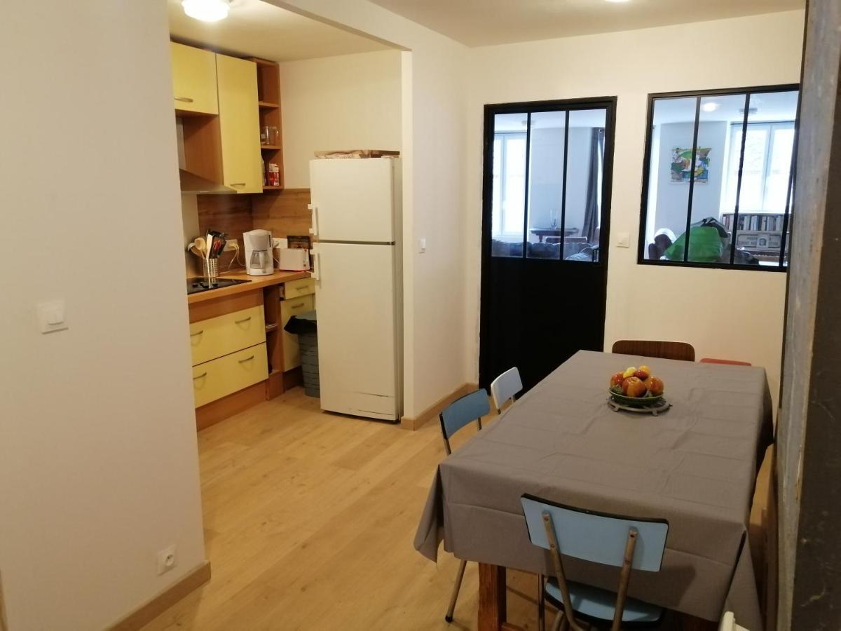 Logement Entier Spacieux Et Confortable A 1 H De Paris Courtenay  Ngoại thất bức ảnh